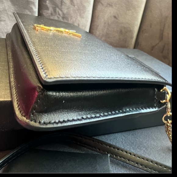 Saint Laurent monogram mini crossbody - Picture 5 of 10